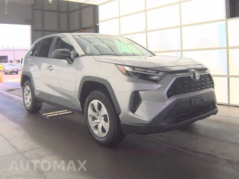 2025 Toyota RAV4 LE - miniatura 3