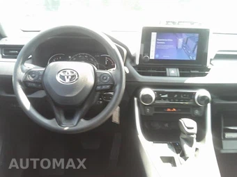 2025 Toyota RAV4 LE - miniatura 11