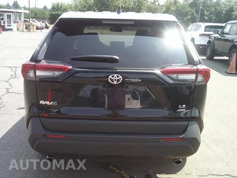 2025 Toyota RAV4 LE - miniatura 21