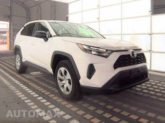 2025 Toyota RAV4 LE - miniatura 3