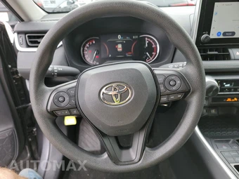 2025 Toyota RAV4 LE - miniatura 10
