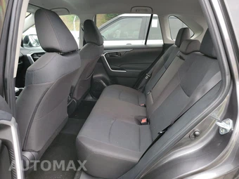 2025 Toyota RAV4 LE - miniatura 13