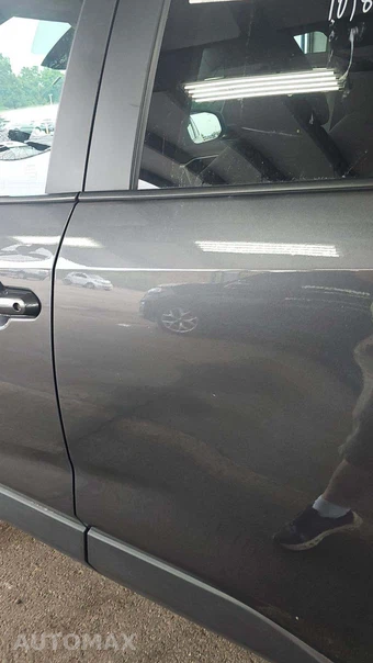 2025 Toyota RAV4 LE - miniatura 25