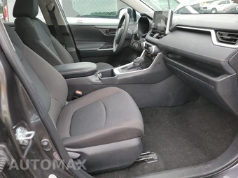 2025 Toyota RAV4 LE - miniatura 8