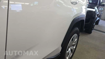 2025 Toyota RAV4 LE - miniatura 27