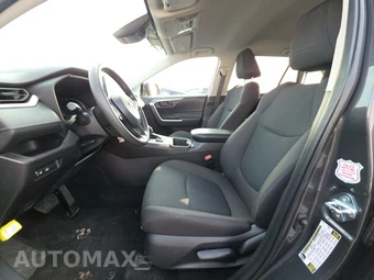 2025 Toyota RAV4 LE - miniatura 7