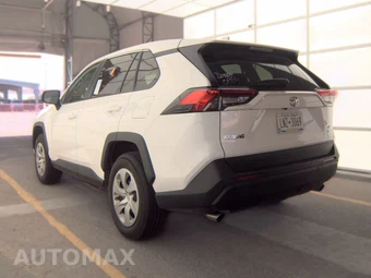 2025 Toyota RAV4 LE - miniatura 6