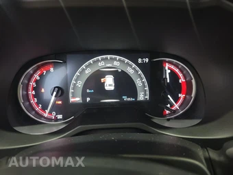 2025 Toyota RAV4 LE - miniatura 12