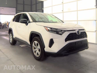 2025 Toyota RAV4 LE - miniatura 3