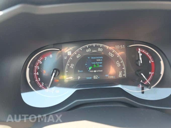 2025 Toyota RAV4 LE - miniatura 6