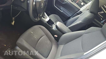 2025 Toyota RAV4 LE – miniatura 20