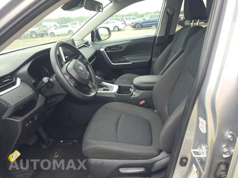 2025 Toyota RAV4 LE - miniatura 7