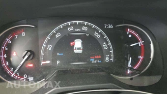 2025 Toyota RAV4 LE – miniatura 18