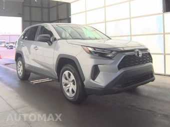 2025 Toyota RAV4 LE - miniatura 3