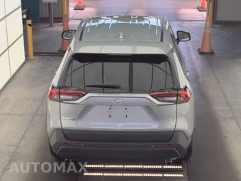 2025 Toyota RAV4 LE - miniatura 5