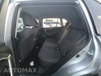 2025 Toyota RAV4 LE - miniatura 13