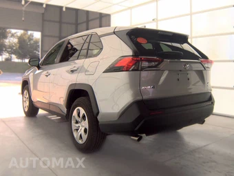 2025 Toyota RAV4 LE - miniatura 6