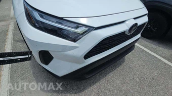 2025 Toyota RAV4 LE – miniatura 19