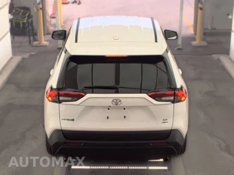 2025 Toyota RAV4 LE – miniatura 5