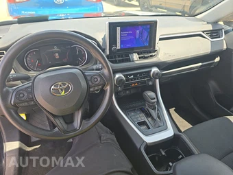 2025 Toyota RAV4 LE - miniatura 11