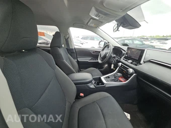 2025 Toyota RAV4 LE – miniatura 8