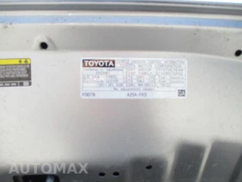2025 Toyota RAV4 LE - miniatura 16