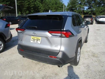 2025 Toyota RAV4 LE - miniatura 2