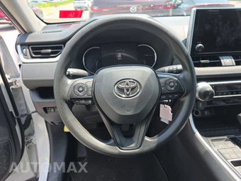 2025 Toyota RAV4 LE - miniatura 10