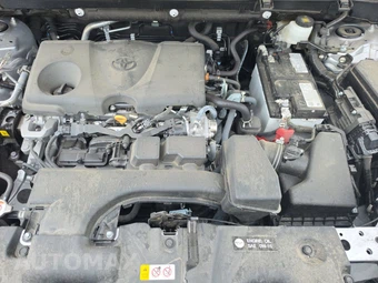2025 Toyota RAV4 LE - miniatura 15
