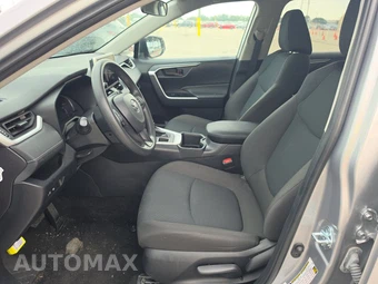 2025 Toyota RAV4 LE - miniatura 7