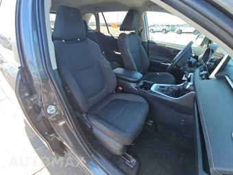 2025 Toyota RAV4 LE - miniatura 8