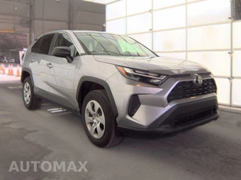 2025 Toyota RAV4 LE - miniatura 3