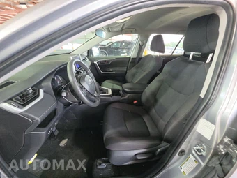 2025 Toyota RAV4 LE - miniatura 7