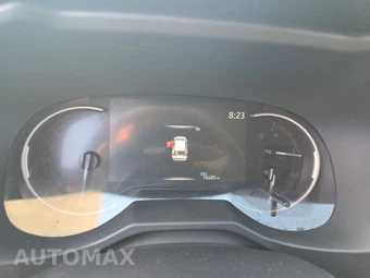2025 Toyota RAV4 LE - miniatura 12