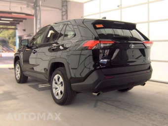 2025 Toyota RAV4 LE - miniatura 6