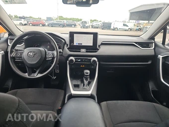 2025 Toyota RAV4 LE - miniatura 11
