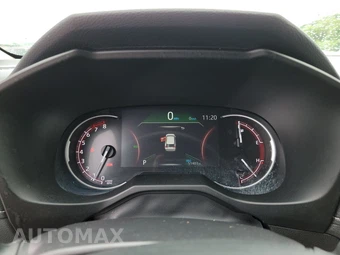 2025 Toyota RAV4 LE - miniatura 12
