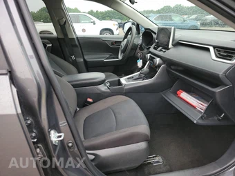 2025 Toyota RAV4 LE - miniatura 8