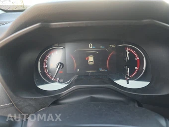 2025 Toyota RAV4 LE – miniatura 12