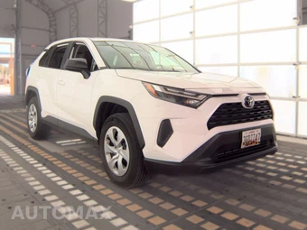 2025 Toyota RAV4 LE – miniatura 3