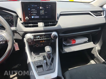 2025 Toyota RAV4 LE - miniatura 11