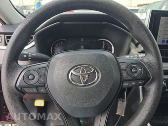 2025 Toyota RAV4 LE - miniatura 10