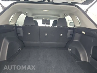 2025 Toyota RAV4 LE - miniatura 16