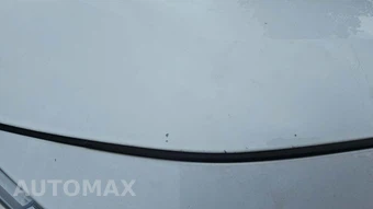 2025 Toyota RAV4 LE - miniatura 21