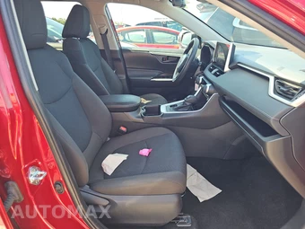 2025 Toyota RAV4 LE - miniatura 8
