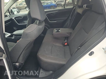 2025 Toyota RAV4 LE - miniatura 13
