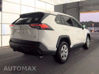 2025 Toyota RAV4 LE - miniatura 4