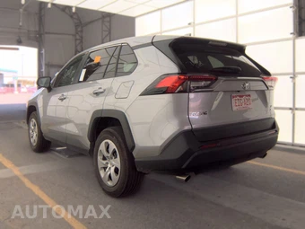 2025 Toyota RAV4 LE - miniatura 6