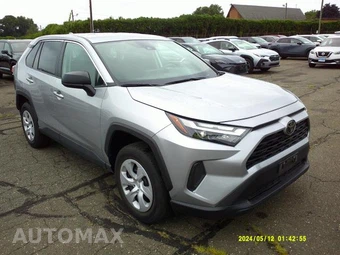2025 Toyota RAV4 LE - miniatura 12