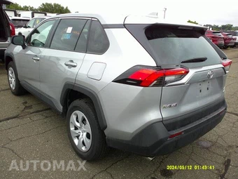 2025 Toyota RAV4 LE - miniatura 16